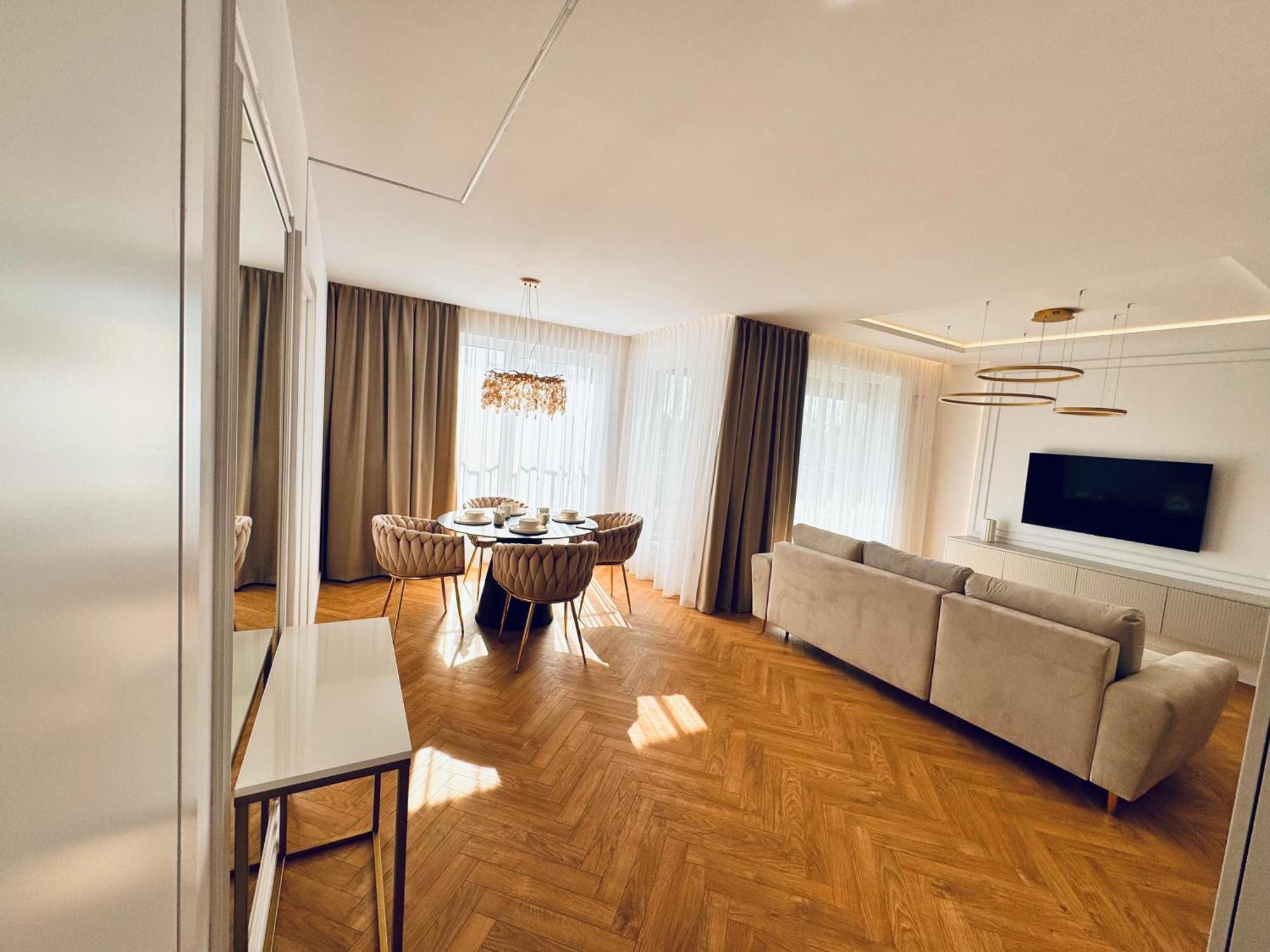 Taupe II Wyjatkowy Apartament W Centrum Lodzi ภายนอก รูปภาพ
